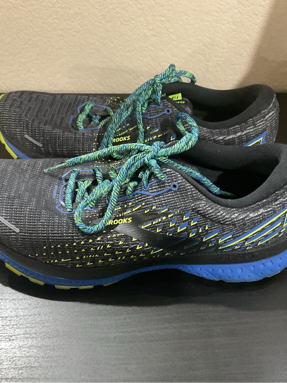 Brooks Men's Black, Blue & Lime Trail Running Sneakers